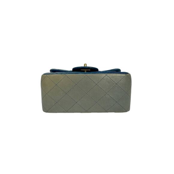 Chanel Limited Edition Blue Degrade Quilted Mini Flap Bag - Picture 4 of 16